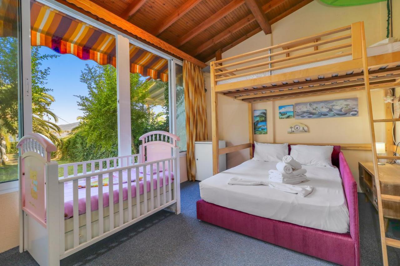 Villa Laguna Vourvourou Luaran gambar