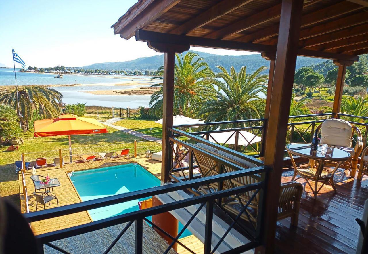 Villa Laguna Vourvourou Luaran gambar